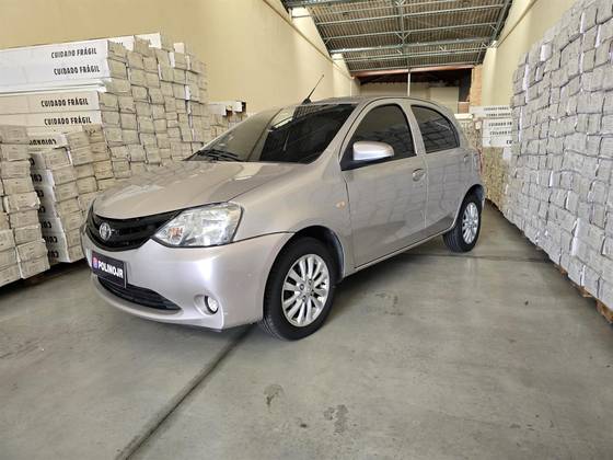 TOYOTA ETIOS 1.3 X 16V FLEX 4P MANUAL